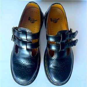 Dr Martens Mary Jane’s 8US Adult